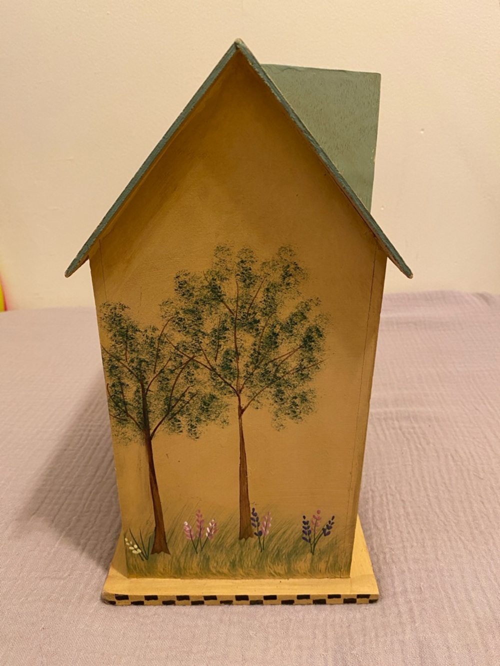 MILLS RIVER Industries 1998 Hand -Crafted Miniature Wood House - Yellow & Sage - Picture 5 of 10